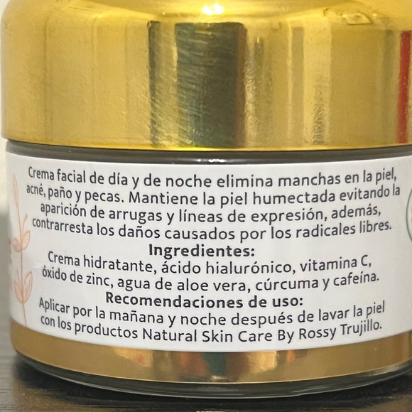 New Despigmenting Facial Cream with Hyaluronic Acid By Tia Mana Rossy Trujillo - Picture 3 of 4